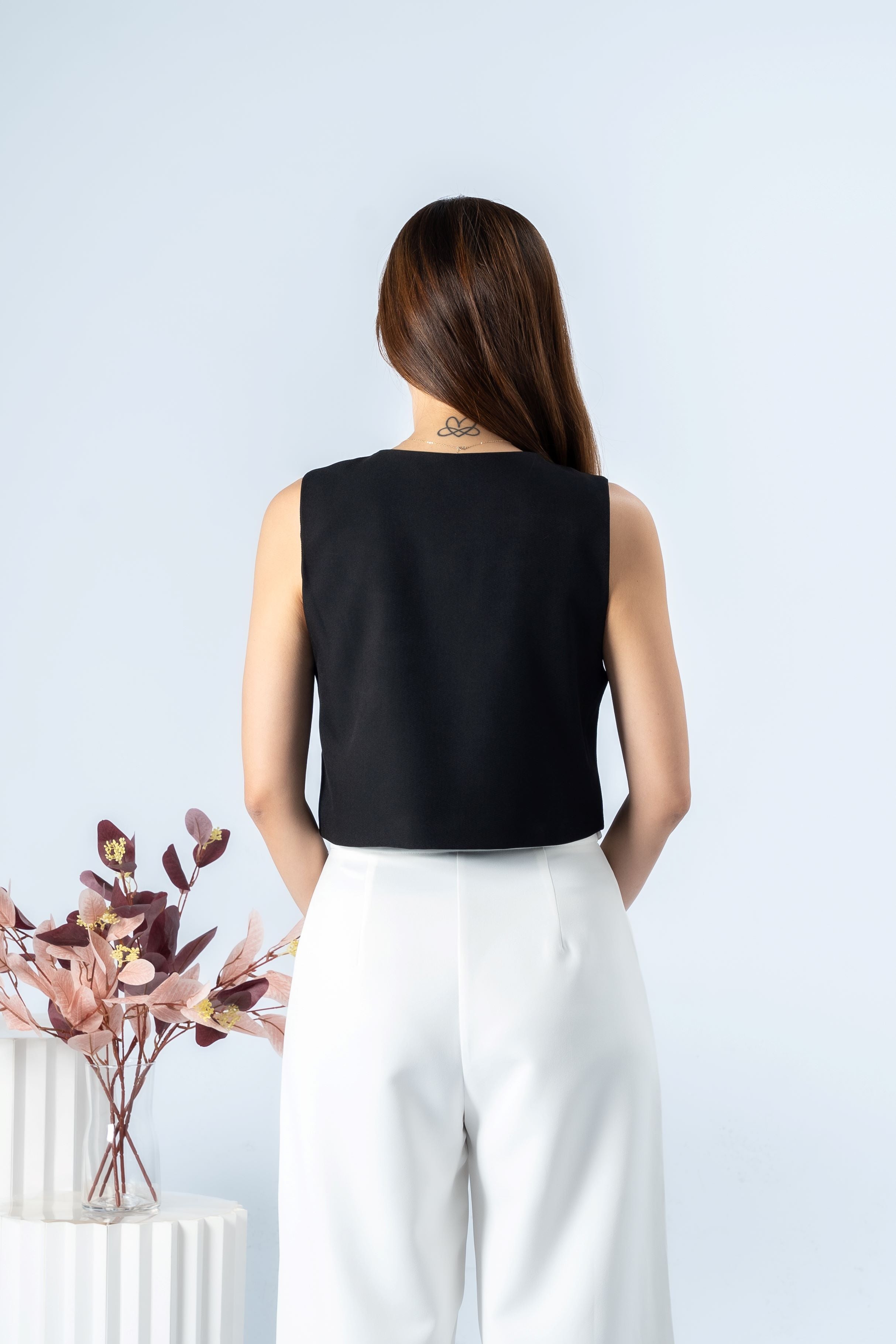 Aurelia Vest