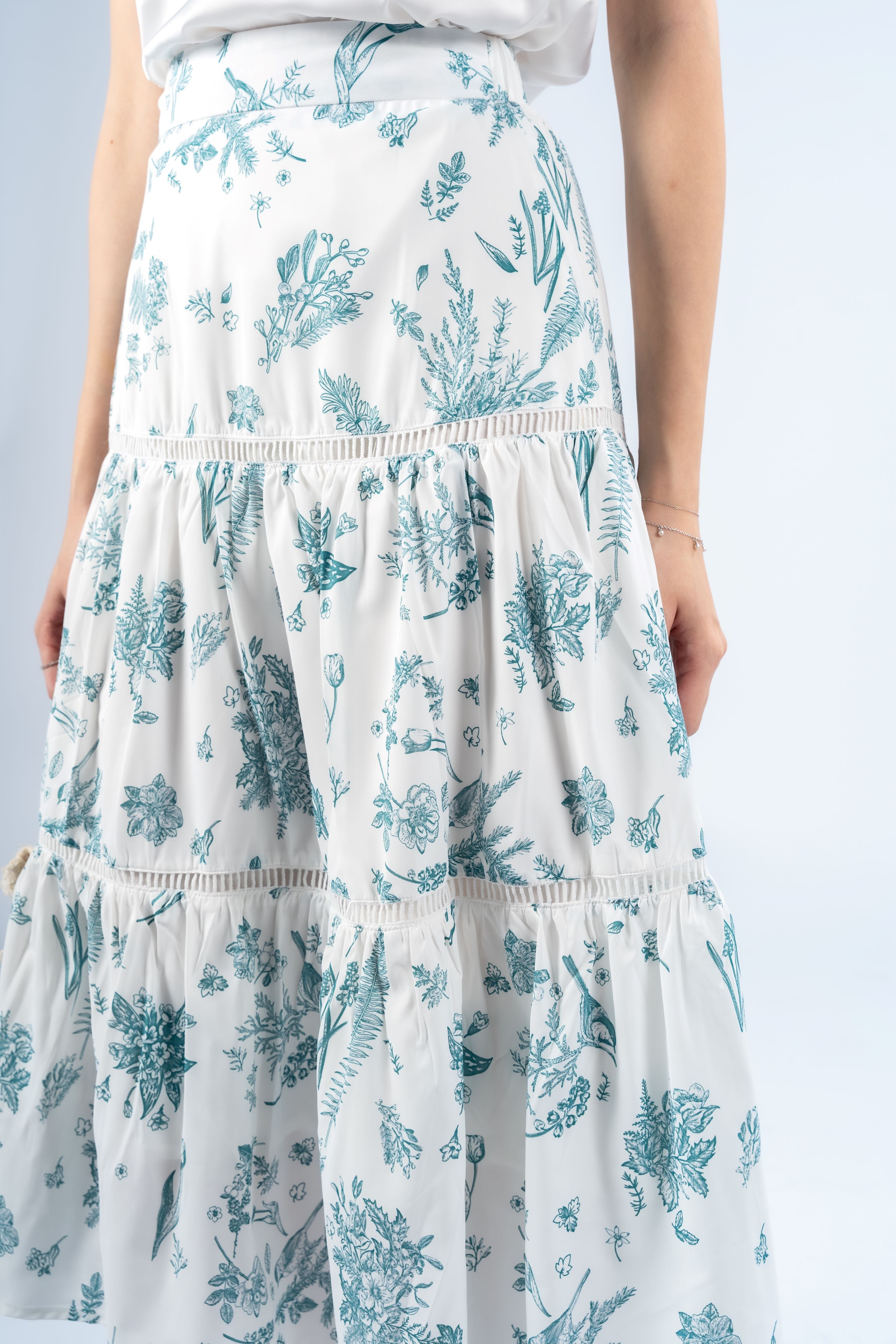 Clematis Skirt